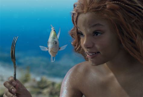 little mermaid live action set photos|The Little Mermaid set photos show Halle Bailey in。